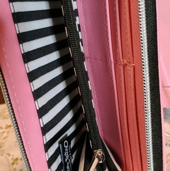 MARC TETRO-Pink Yorkie Dog Print Wallet - Picture 4 of 4